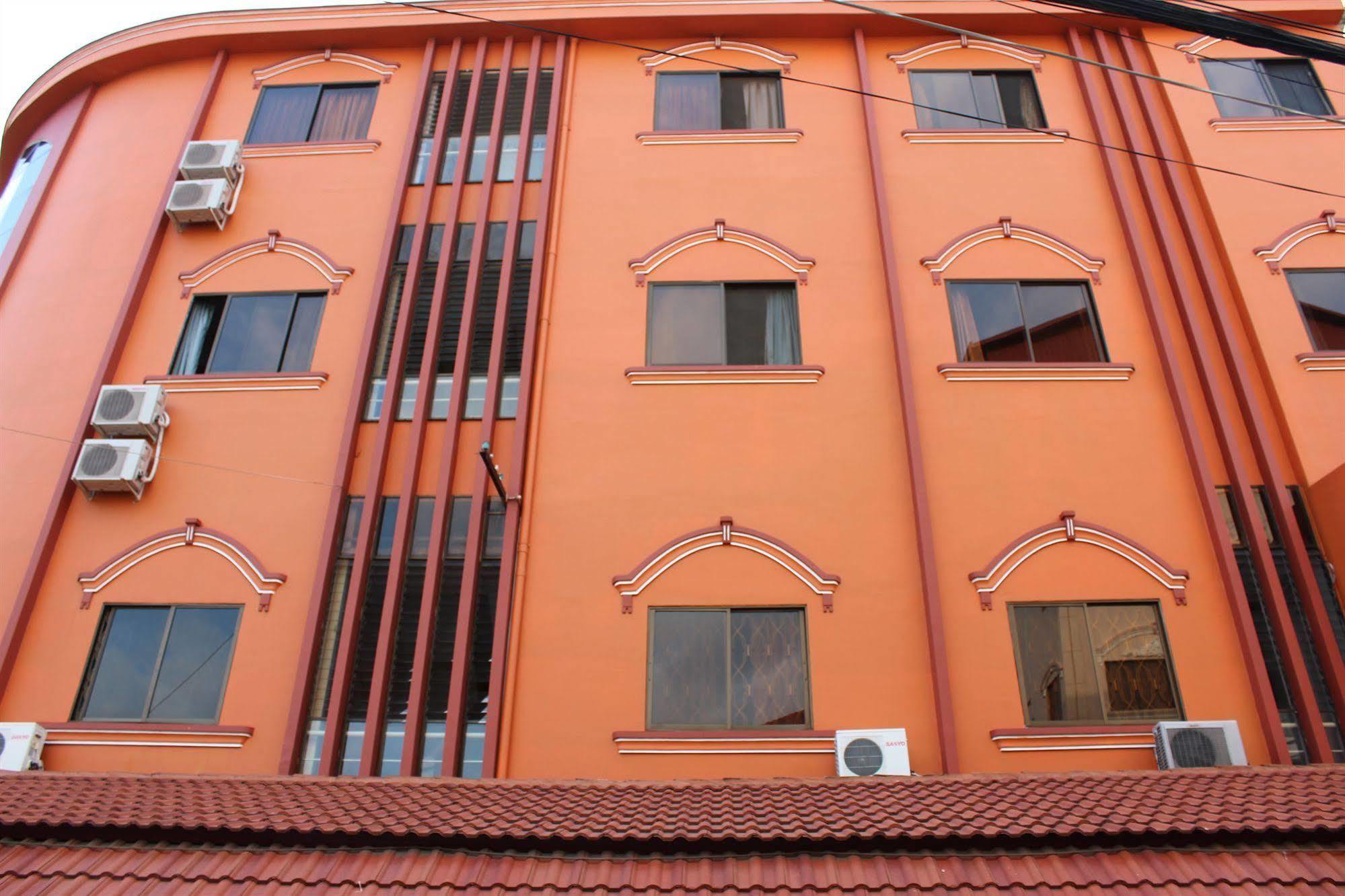 Lucky 1 Guesthouse Phnom Penh Luaran gambar